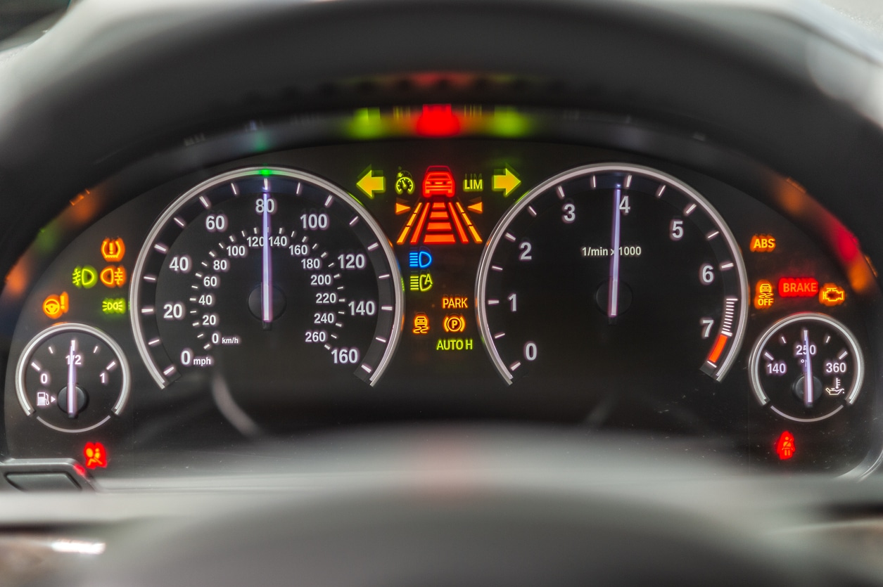 An Explanation Of Common Vehicle Dashboard Warning Lights - Dobbs Tire ...